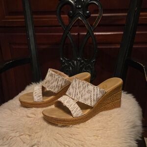 Lovely Onex White/Gold Wedge